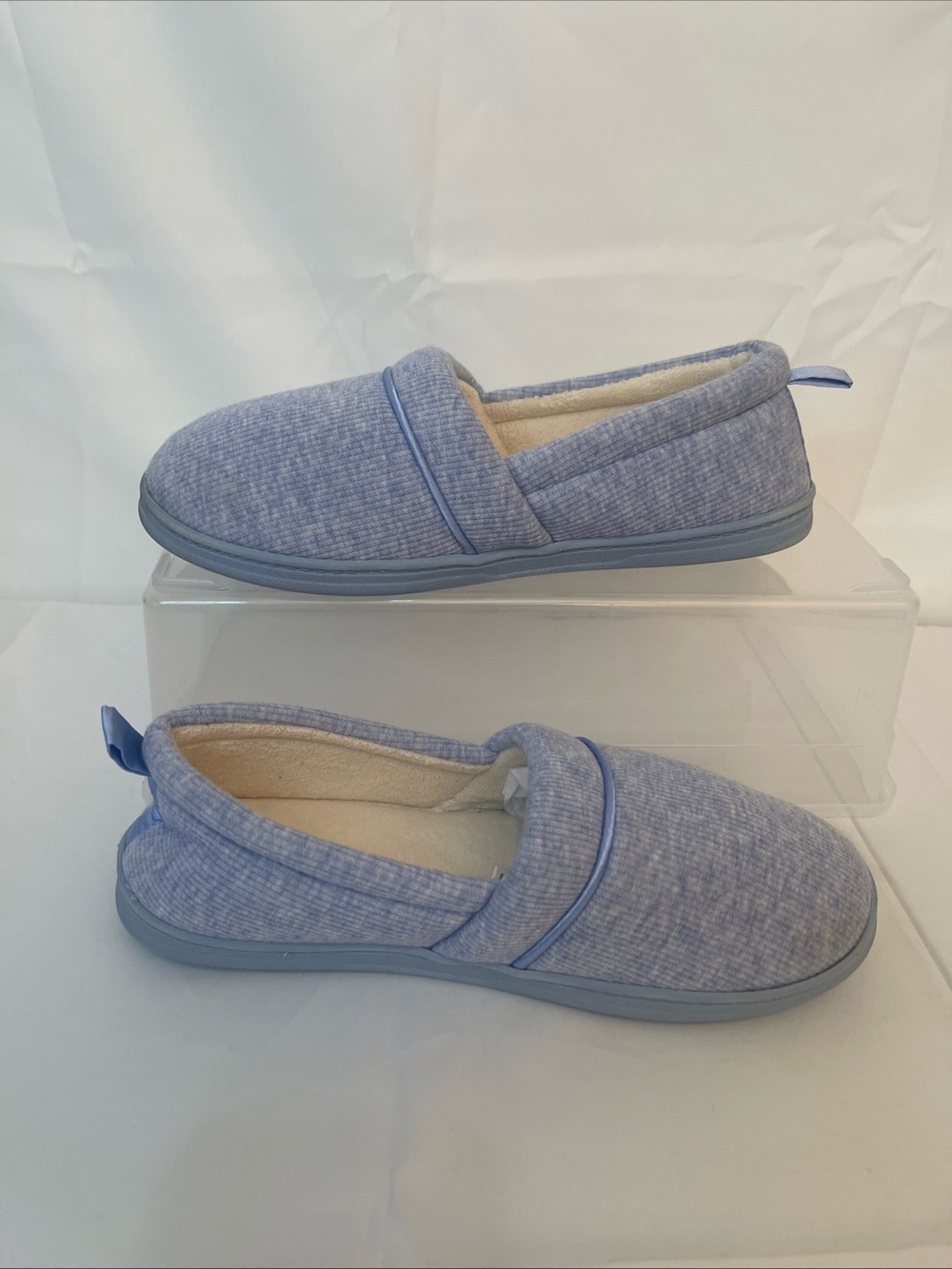 Women's Slip-On Plush-Lined Slippers in Heathered Light Blue